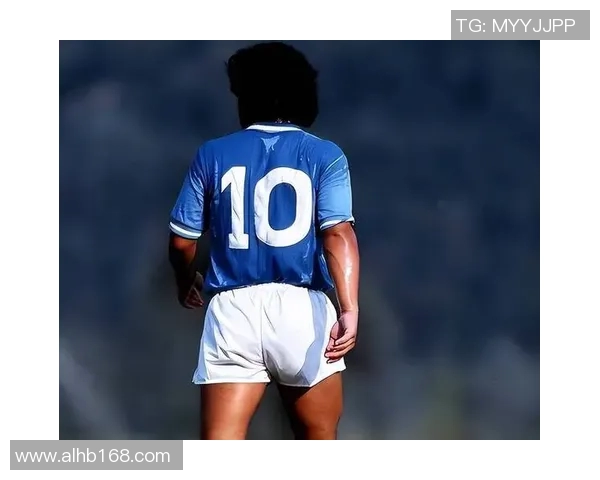 足球历史十大球星排名分析 谁是足坛最具影响力的传奇人物 足球历史十大球星排名分析 谁是足坛最具影响力的传奇人物