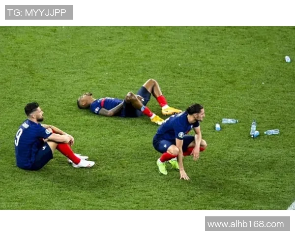 为什么足球明星在关键时刻被换下背后的深层原因和战术考量 为什么足球明星在关键时刻被换下背后的深层原因和战术考量